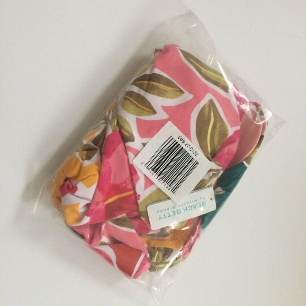 Beach Betty Swimsuit Large Miracle One Piece Floral Tropical Vacation Resort - Picture 7 of 7